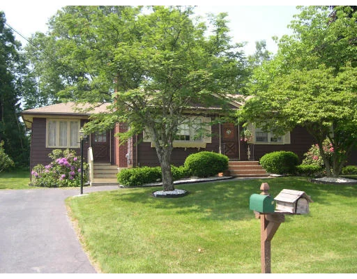 Photo of 8 Ridgeview Ave