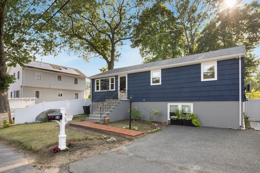 Photo of 29 Clinton Ave