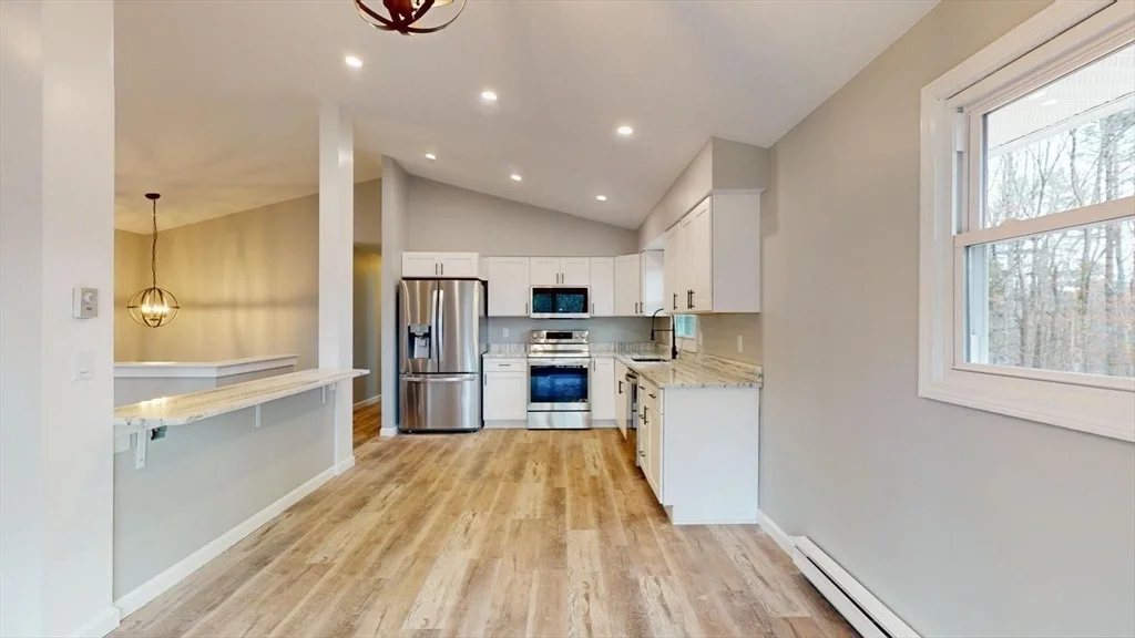 Photo of 564 West Pelham Road