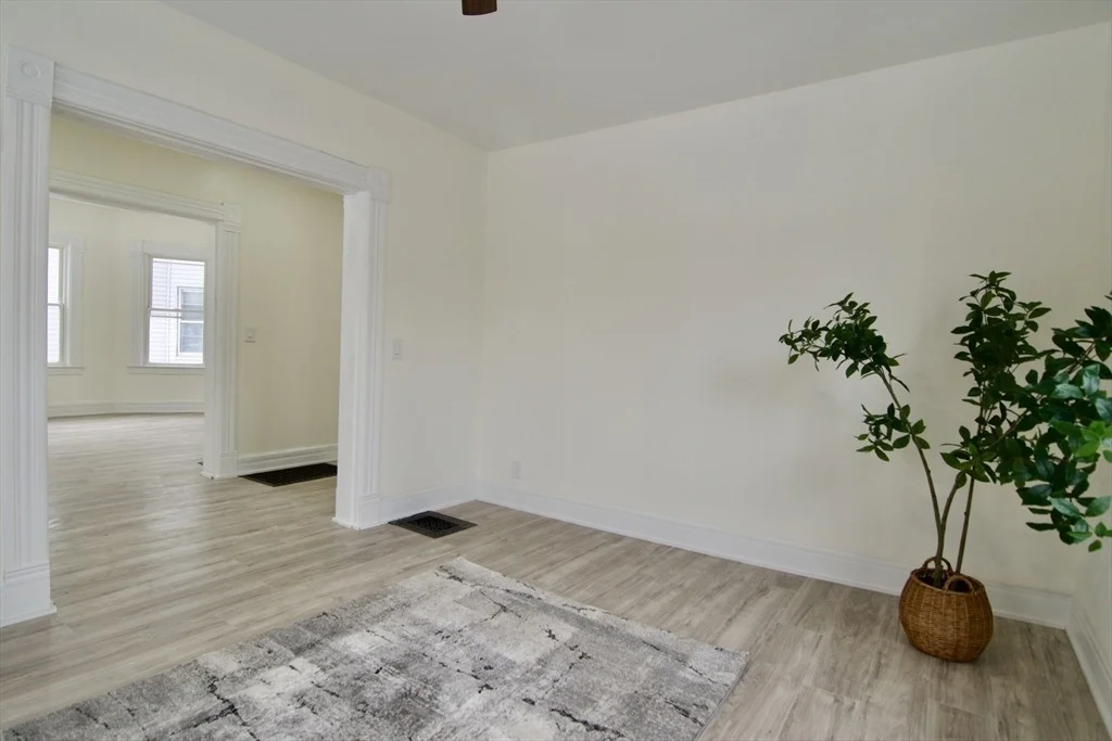 Photo of 74 Kenwood Park