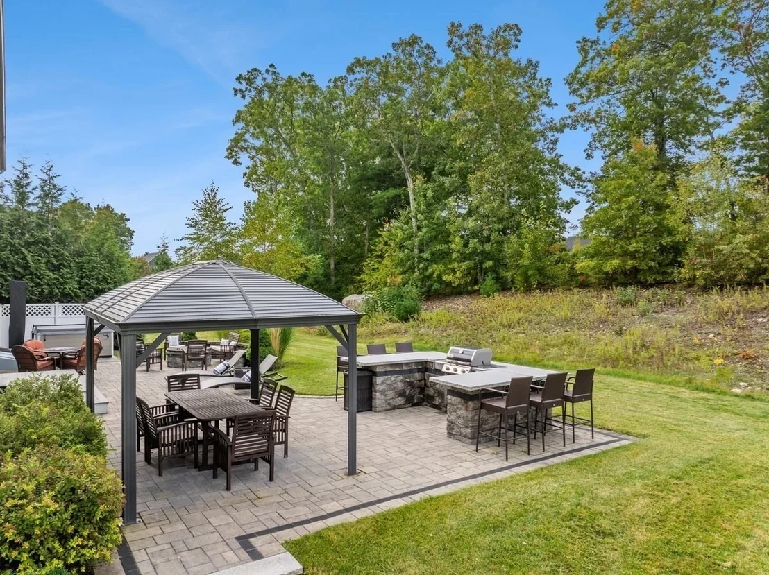 Photo of 4 Oxbow Dr