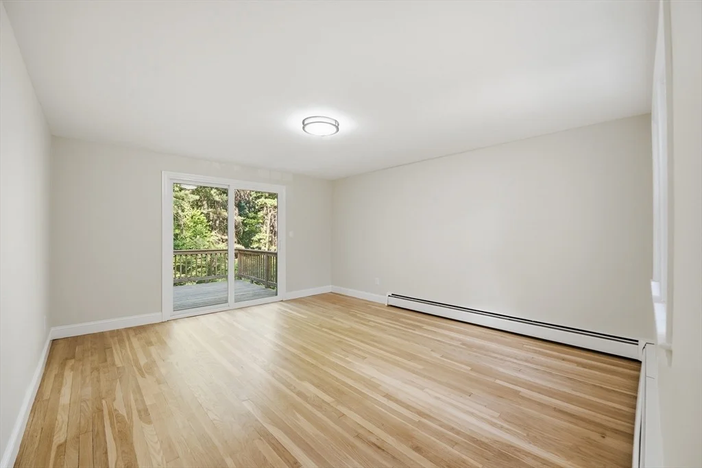 Photo of 3 Jonathan Ln
