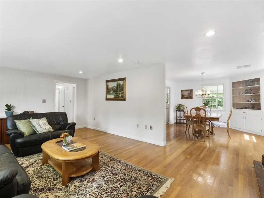 Photo of 5 Cyr Cir