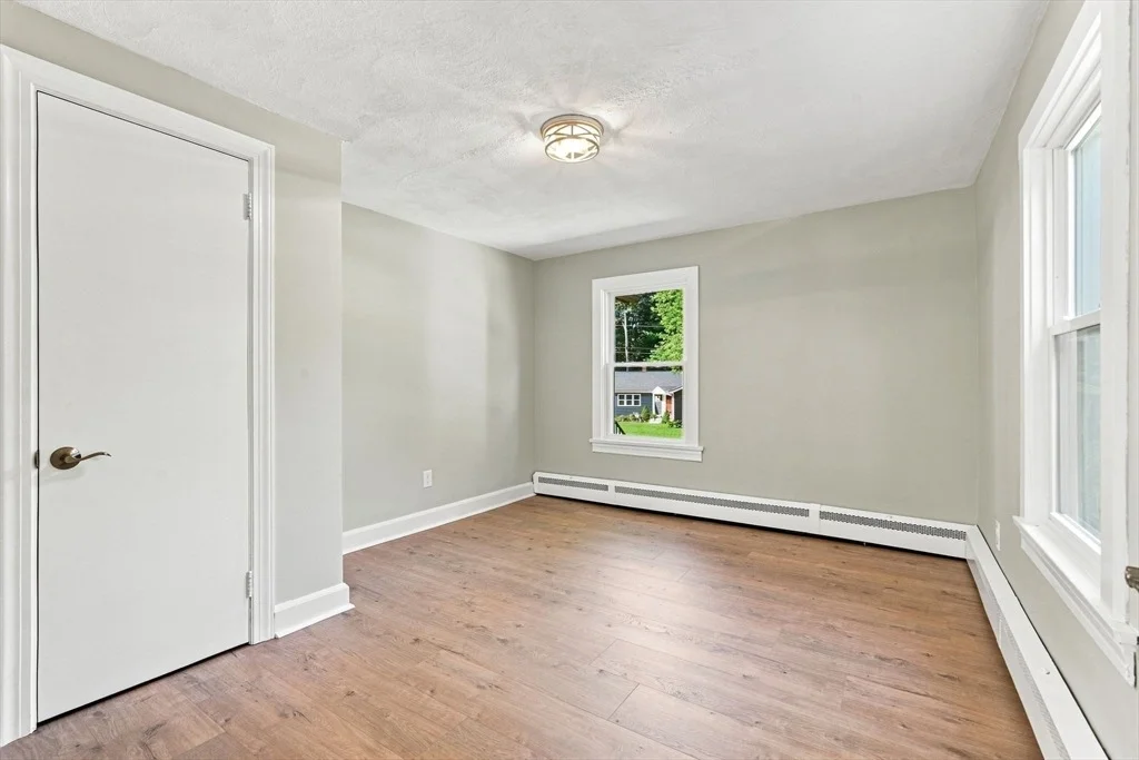Photo of 331 Valley View Dr