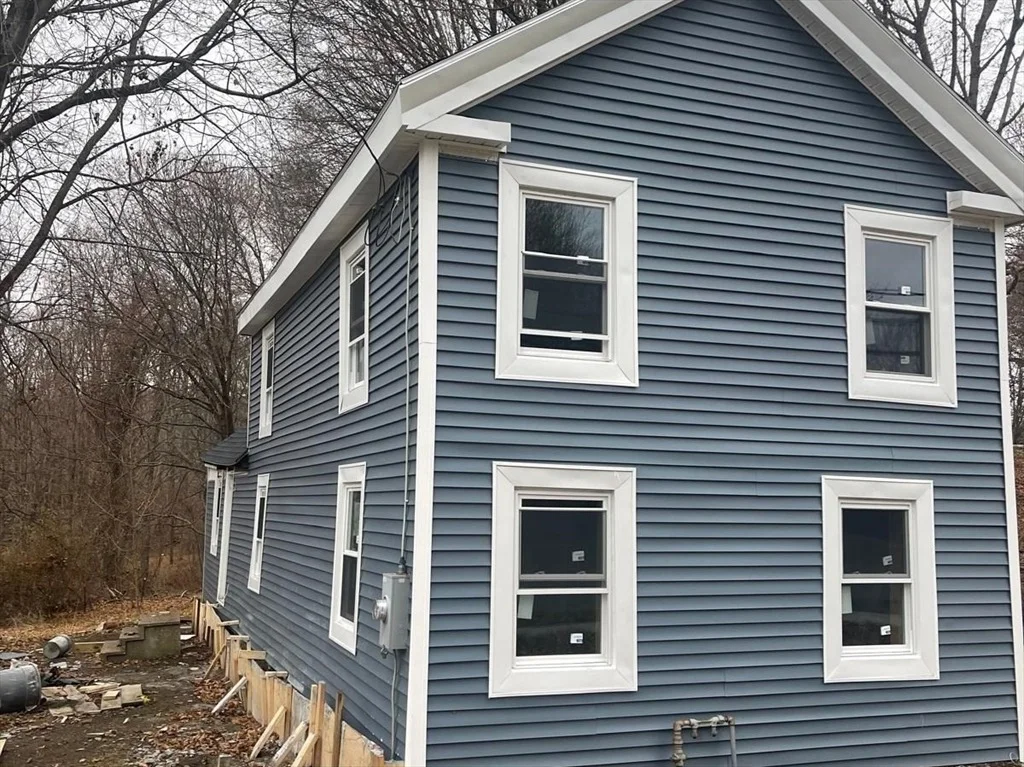 Photo of 247 Pecks Rd