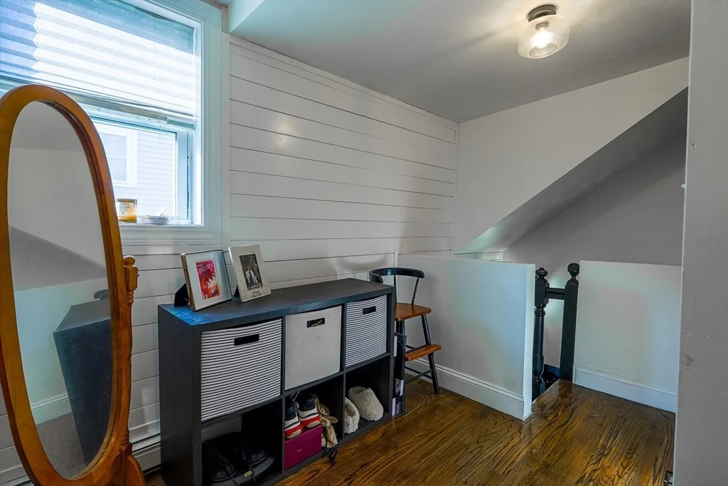 Photo of 33 Bay View Ave