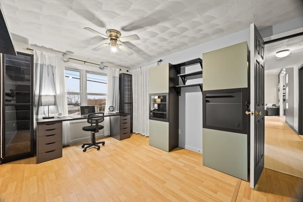 Photo of 86 Branch Ave.