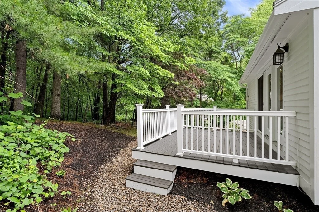 Photo of 9 Hammersmith Dr