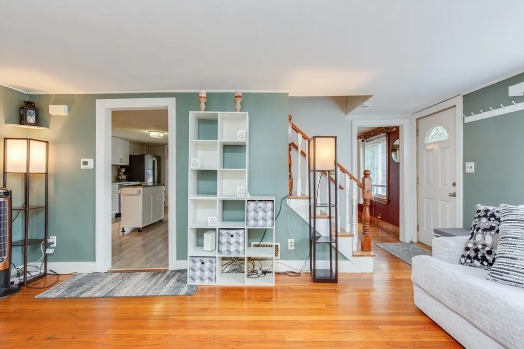 Photo of 119 Lawrence St