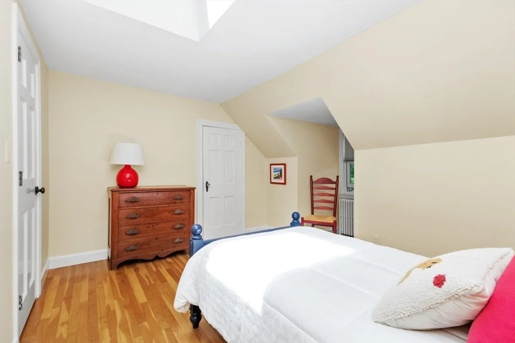 Photo of 71 Silver Hill Rd