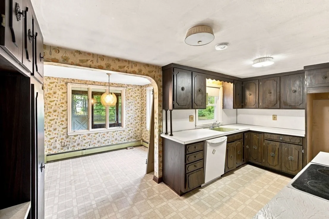 Photo of 8 Charlesgate Road