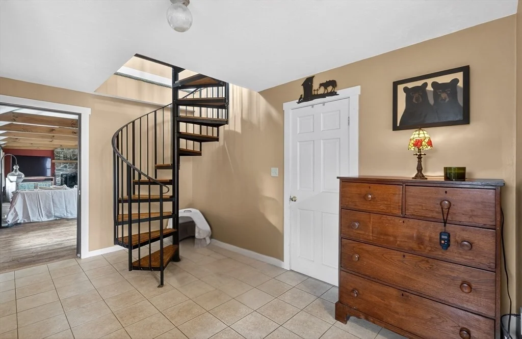 Photo of 47 Singletary Ave