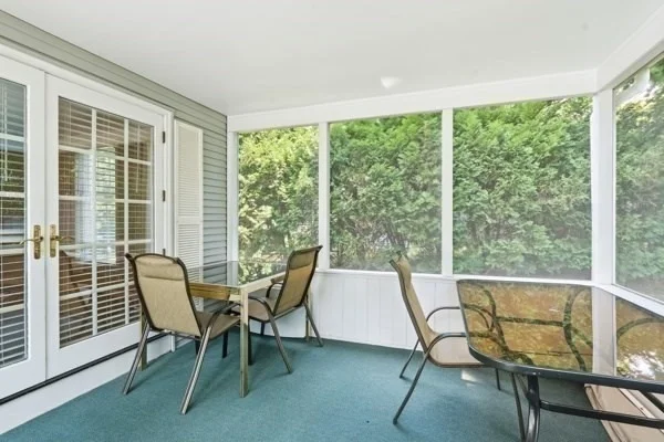Photo of 39 Venture Dr