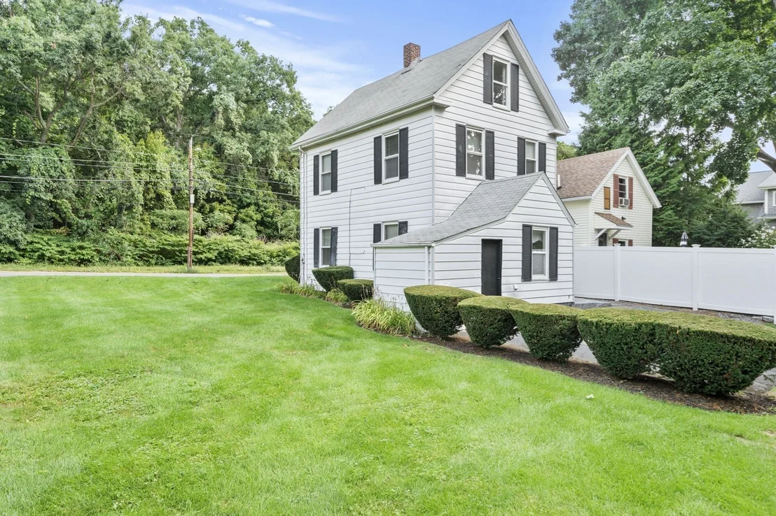 Photo of 76 Harrison Ave