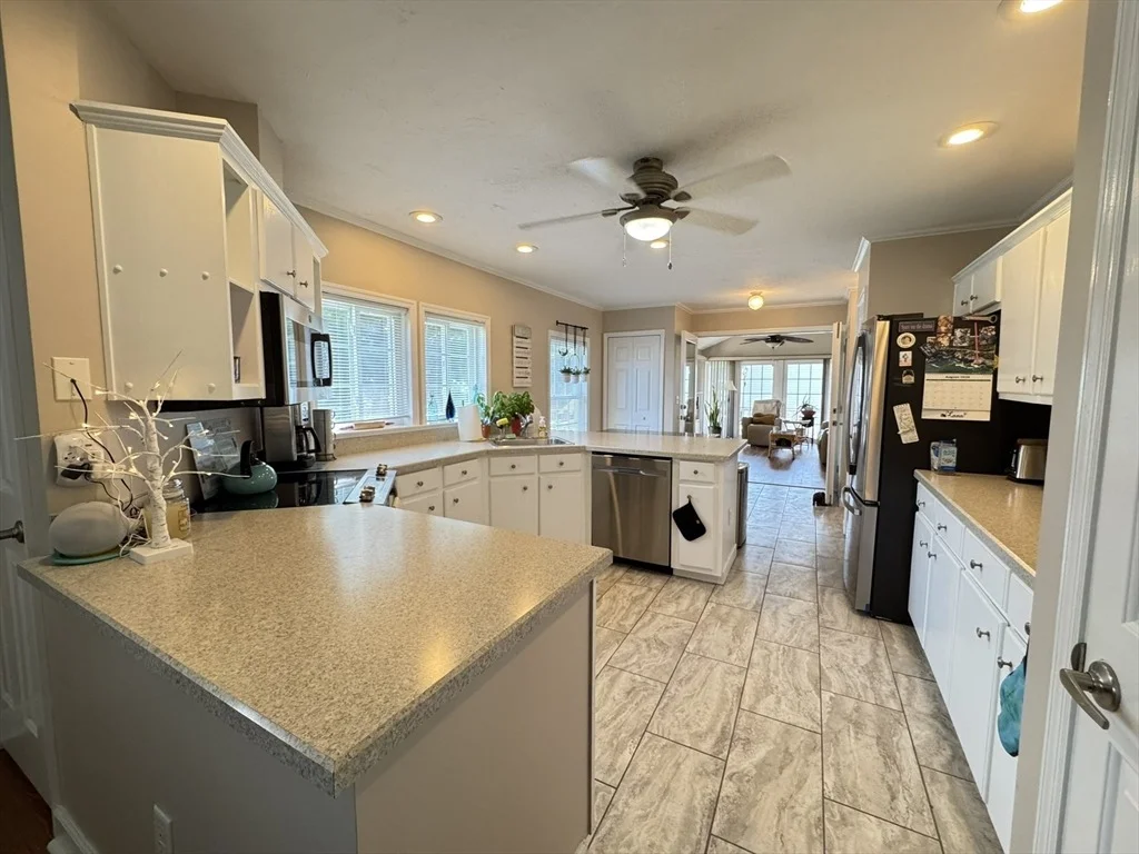 Photo of 61 Brookstone Dr.