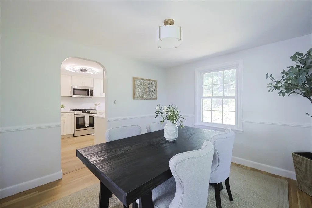 Photo of 88 Fox Meadow Ln