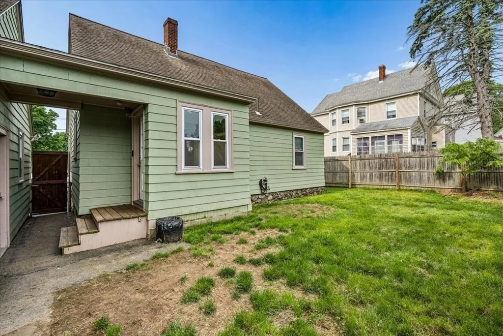 Photo of 22 Lippold Street