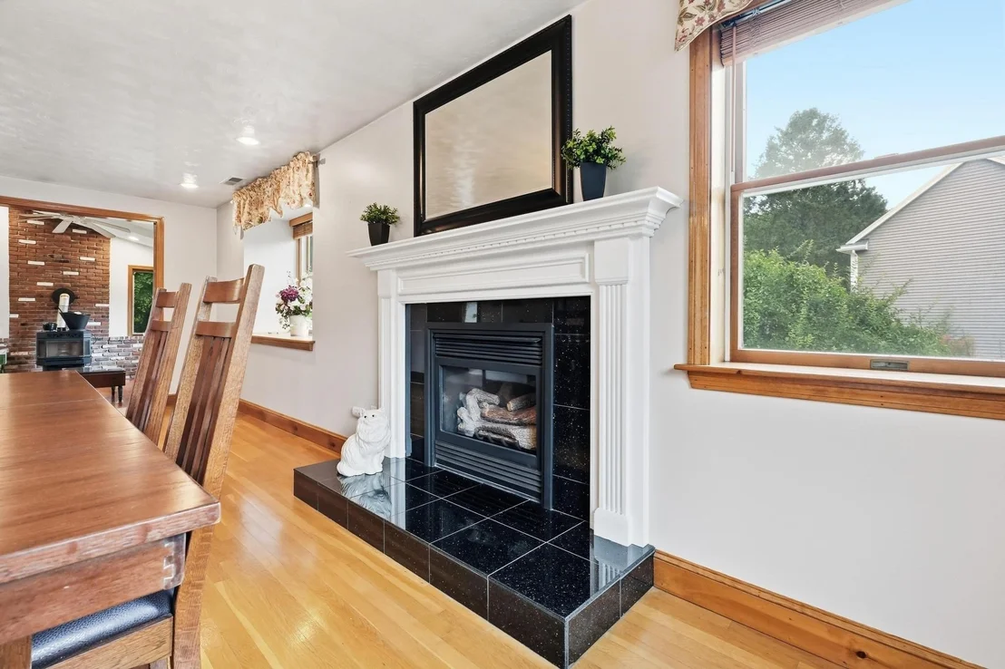 Photo of 4 Orchard Dr