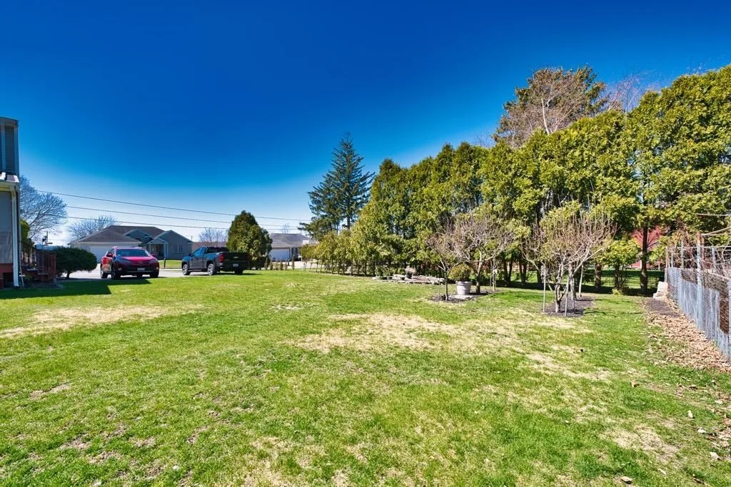 Photo of 70 River Road