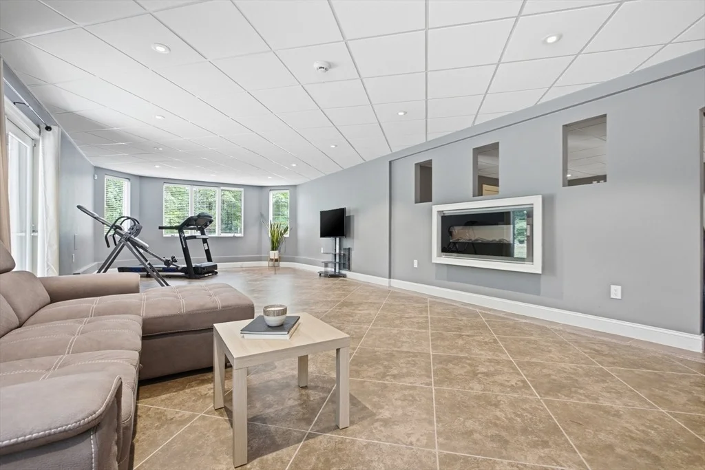 Photo of 8 Janice Ave