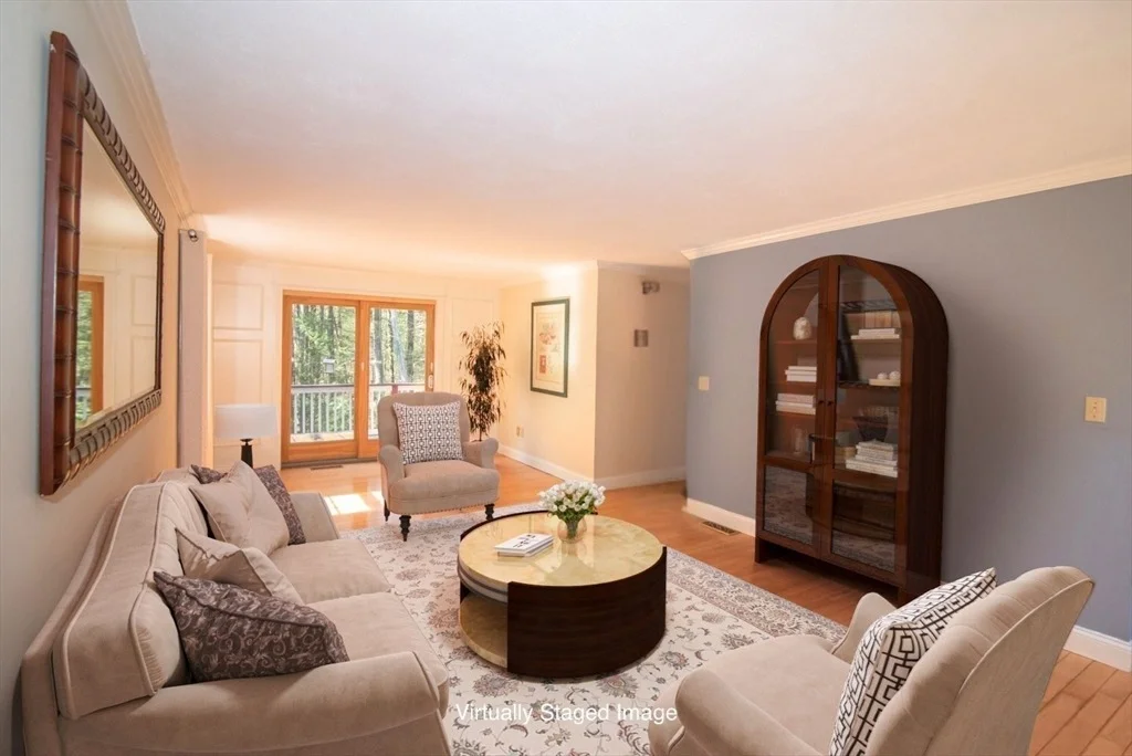 Photo of 49 Kristin Dr