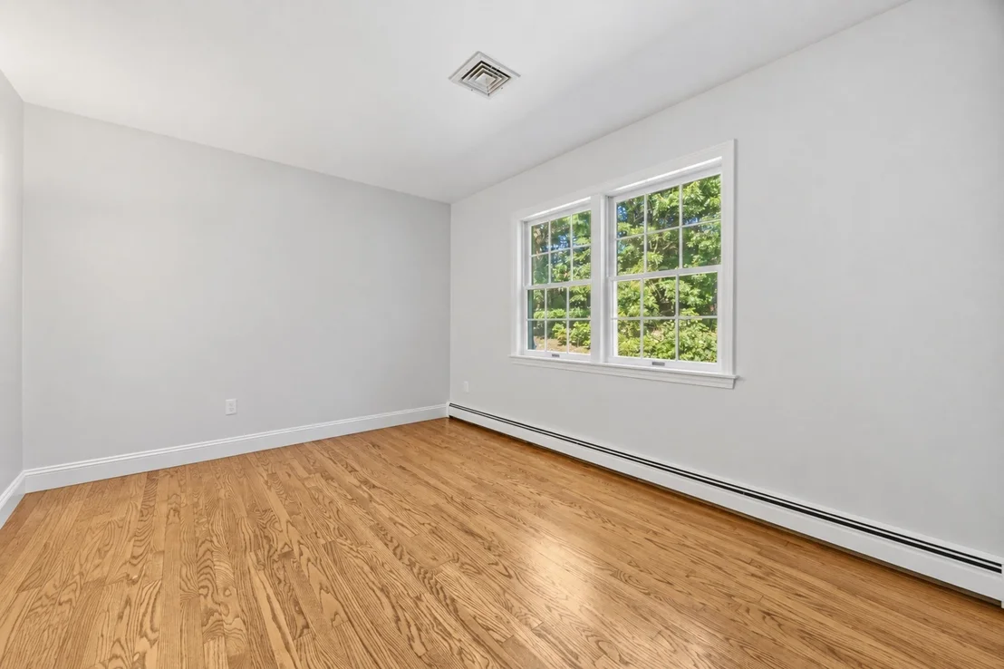 Photo of 101 Diniz Drive