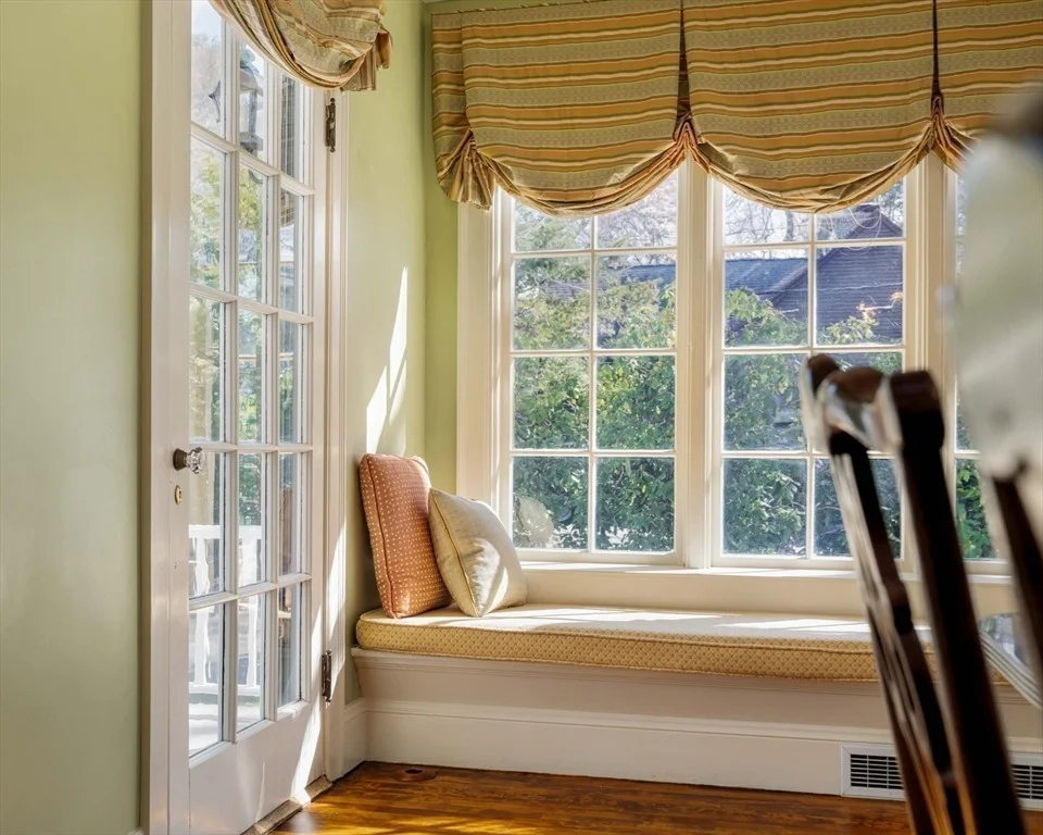 Photo of 10 Rangeley Road