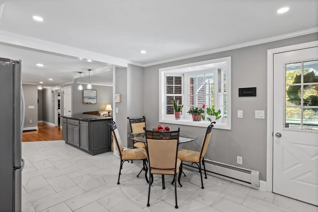 Photo of 6 Belmont Dr