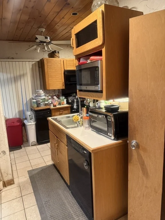Photo of 621 Sunderland Rd