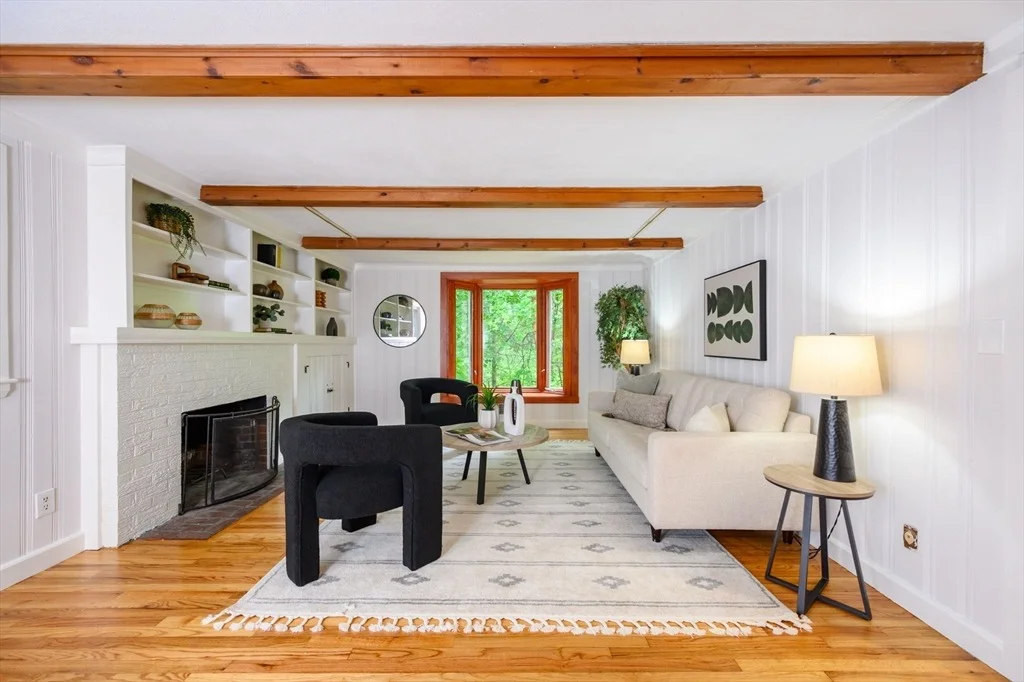 Photo of 33 Moose Hill Parkway