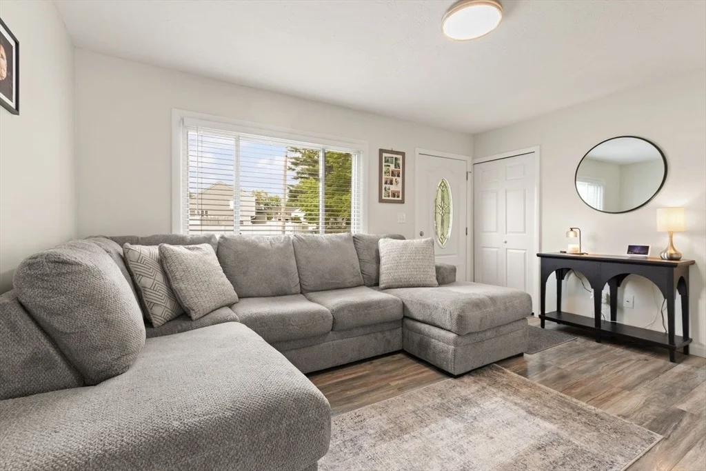 Photo of 8 Viking Drive