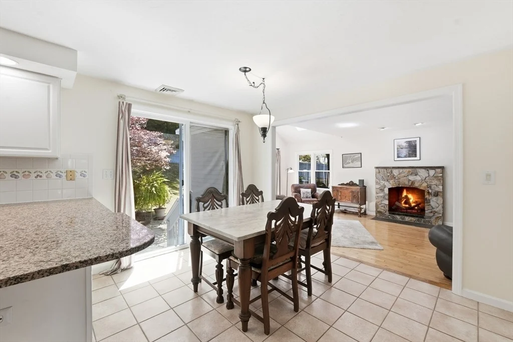 Photo of 41 Lamplighter Dr