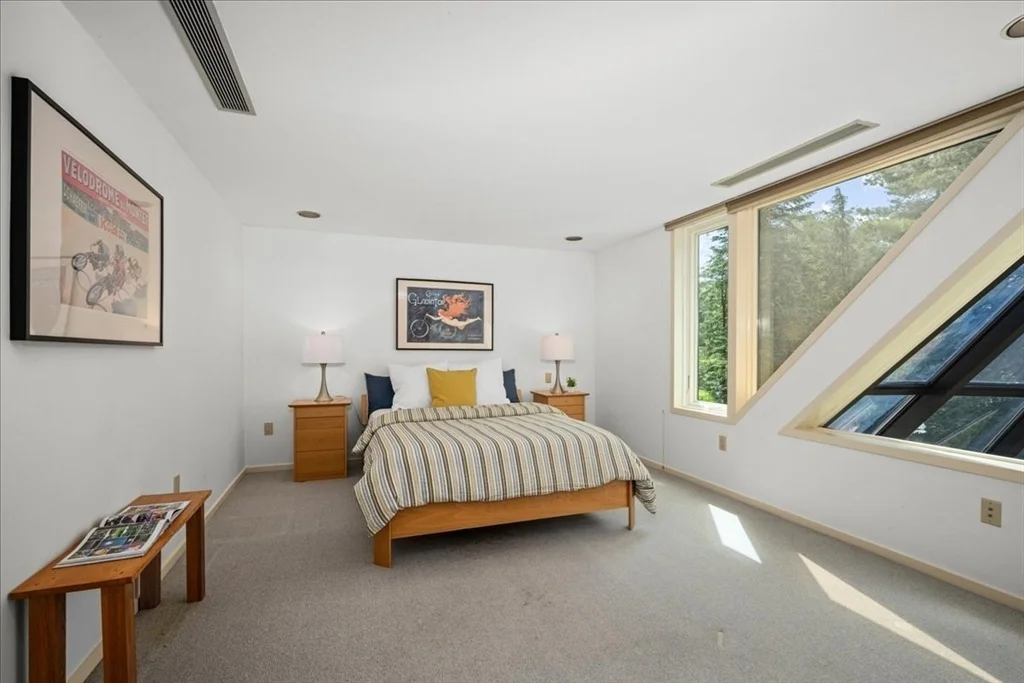 Photo of 45 Hickory Dr