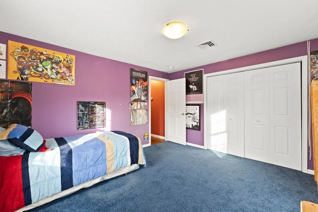 Photo of 40 Tabway Ln
