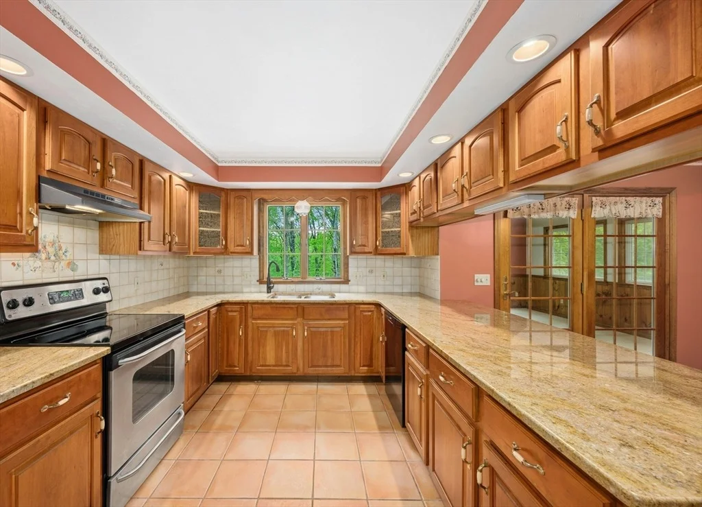 Photo of 19 Steppingstone Dr