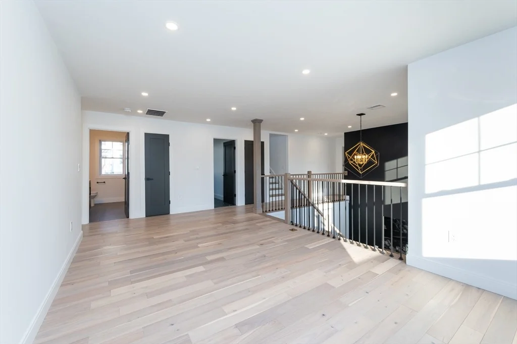 Photo of 2 Spring Meadow Dr