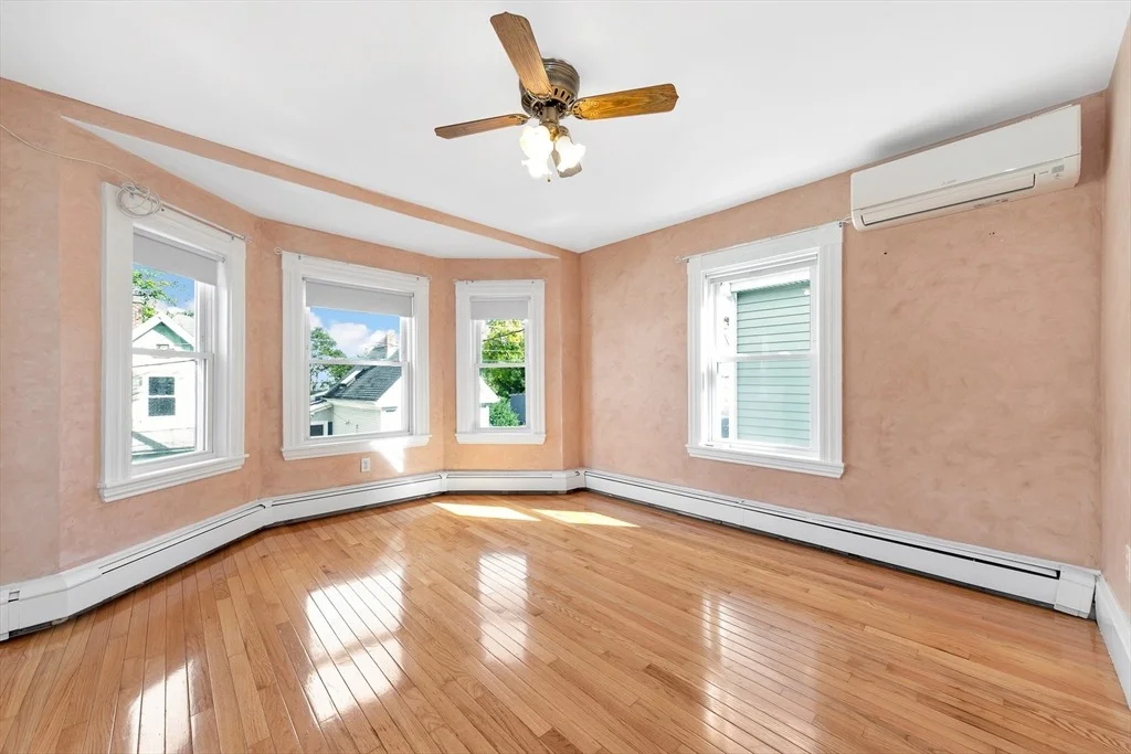 Photo of 7 Harold Ave