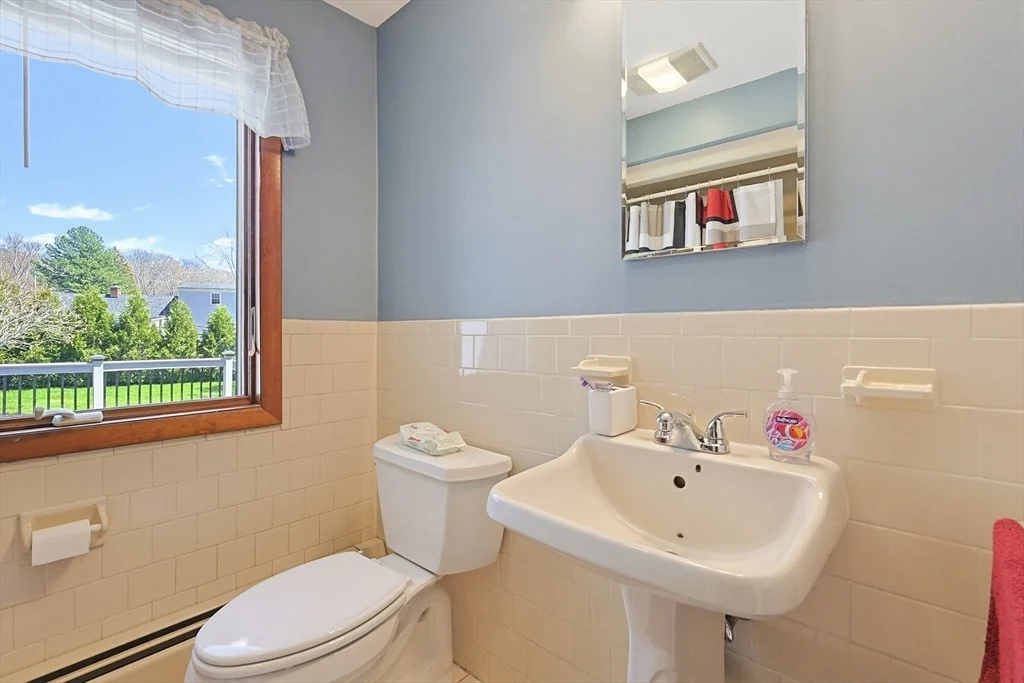 Photo of 132 Jean Dr