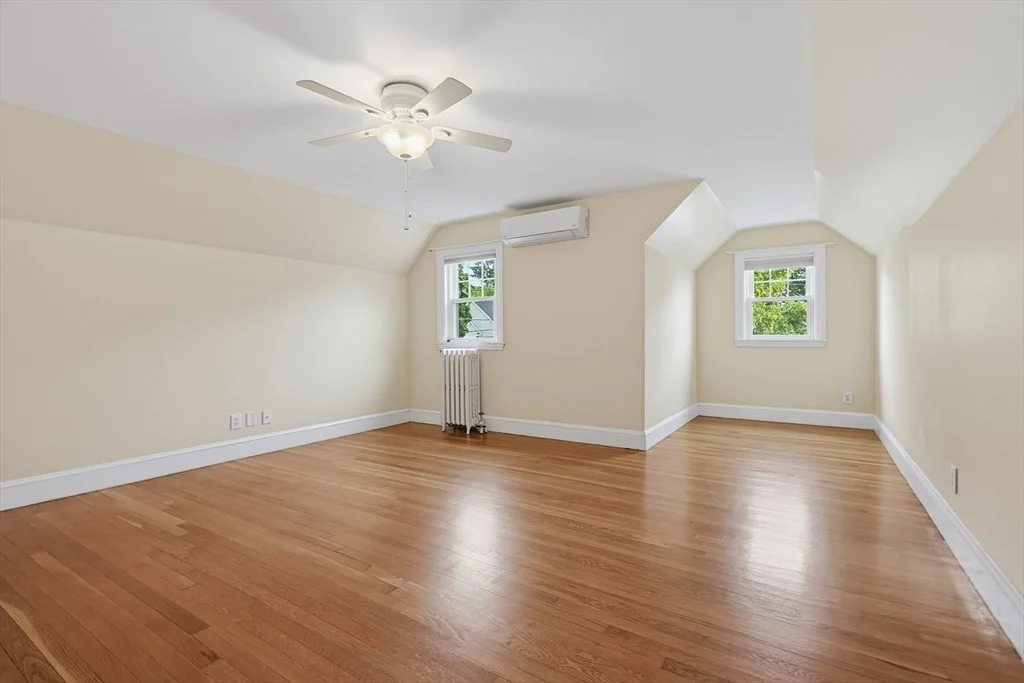 Photo of 255 Madison St