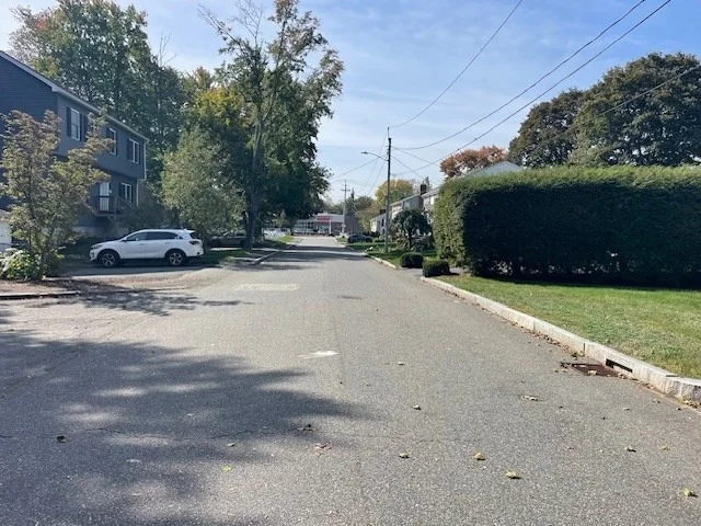 Photo of 23 Governors Dr