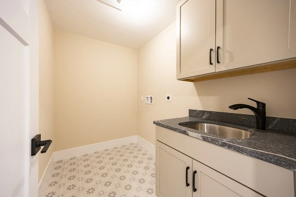 Photo of Unit 40 at 44 Thomas Mann Circle