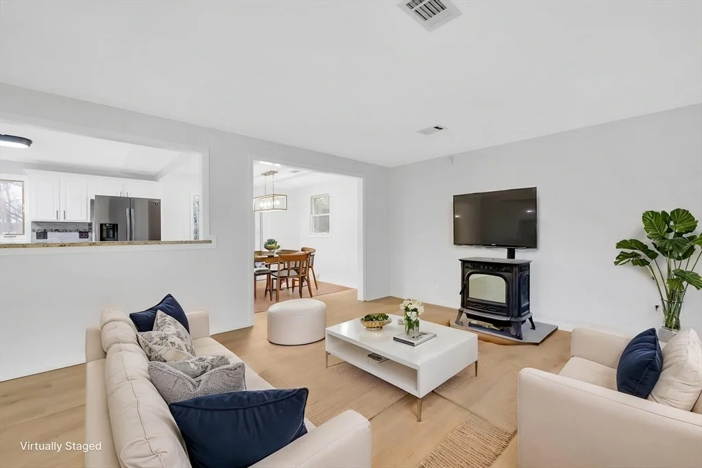Photo of 25 Fox Hill Rd