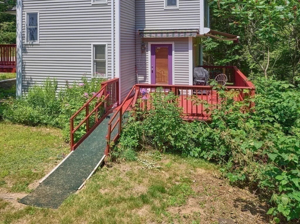 Photo of 189 Maple Avenue