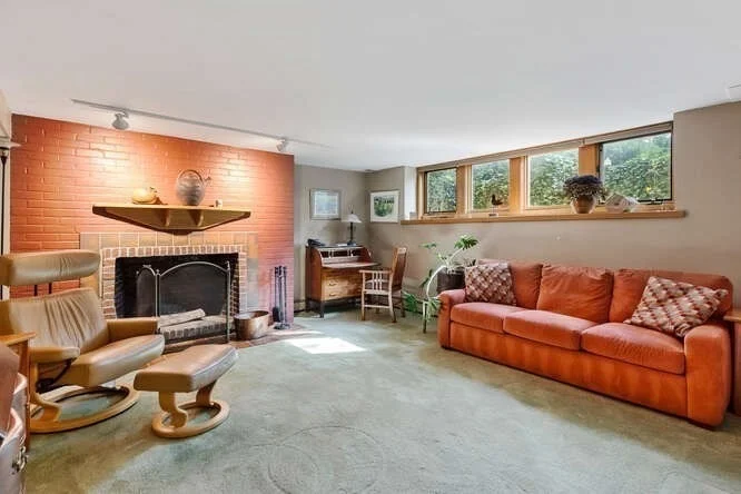 Photo of 75 Cedar St