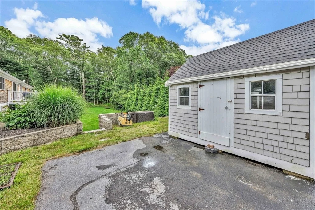 Photo of 770 County Rd