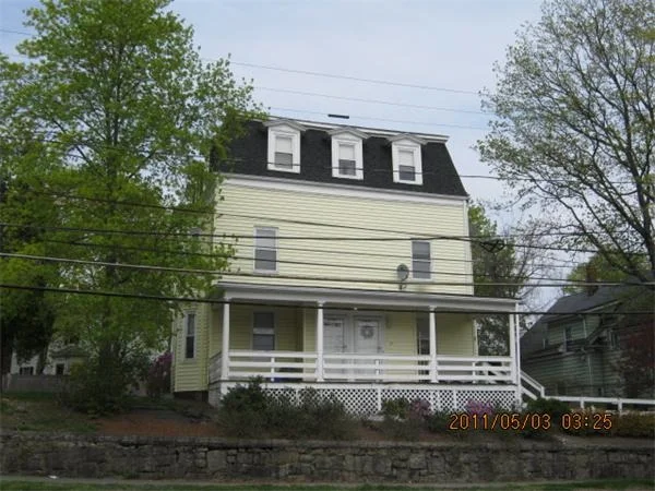 Photo of Unit 3 at 155 Maple St