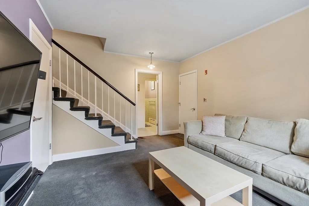 Photo of 47 Summer Hill Rd
