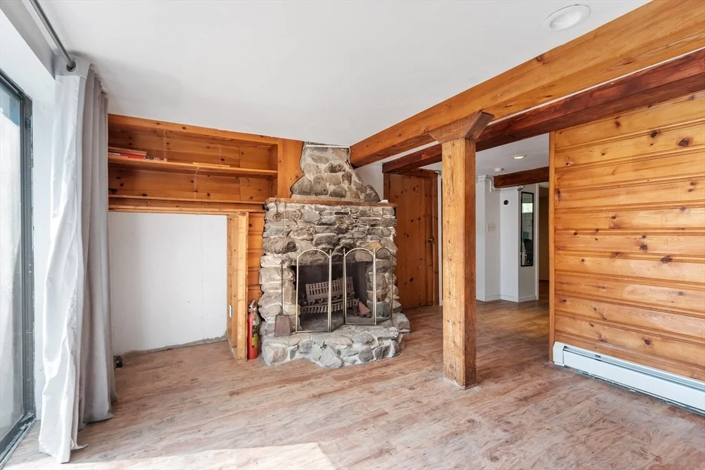 Photo of 21 River Rd