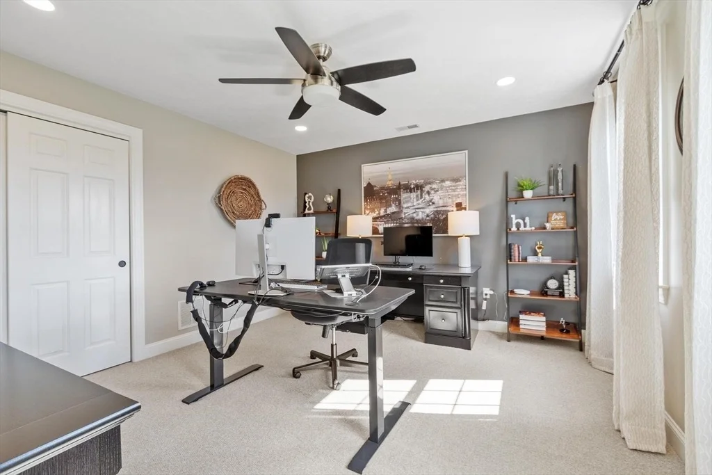 Photo of 140 Barteau Lane