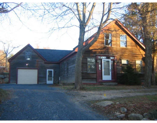 Photo of 227 County